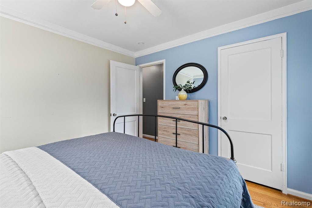 710 N VERNON Street, Dearborn, MI 48128 — Photo 13