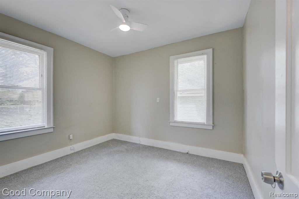 14510 Asbury Park, Detroit, MI 48227 — Photo 17