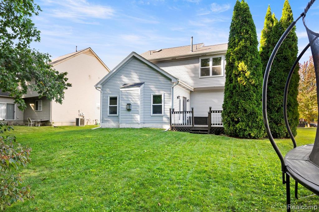 7992 THORNHILL Drive, Ypsilanti, MI 48197 — Photo 45