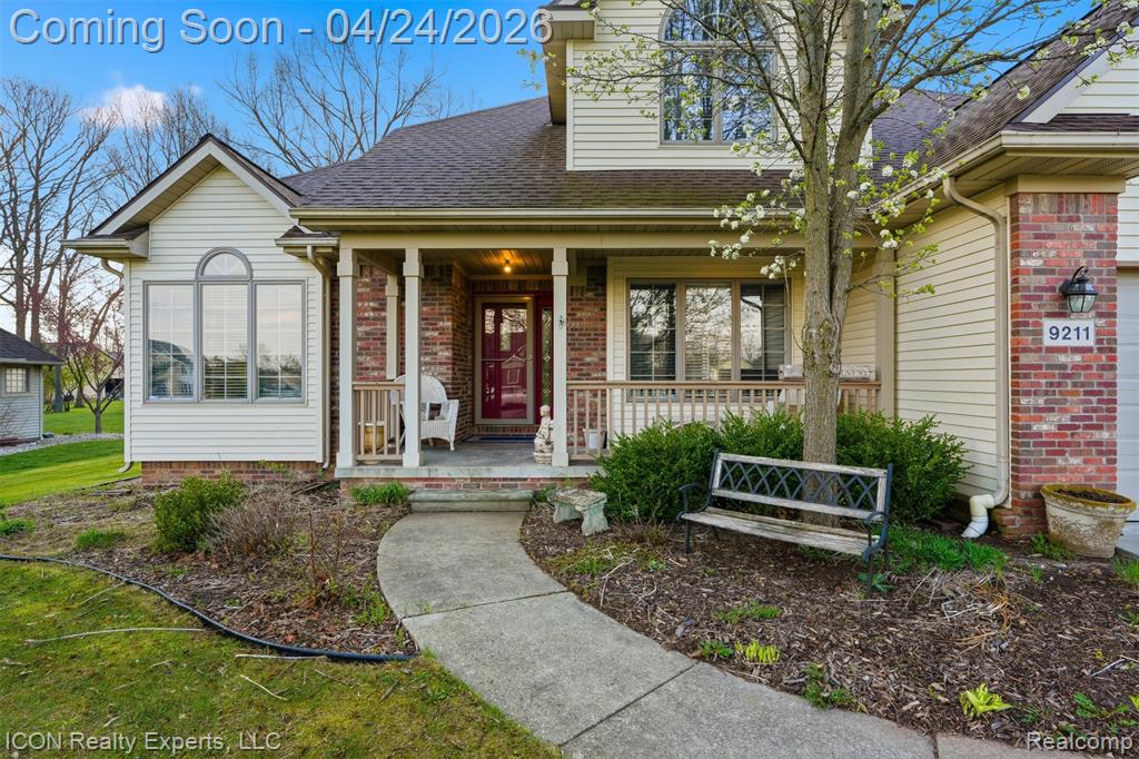 9211 Meadow Ridge Lane, Grand Blanc, MI 48439 — Photo 3