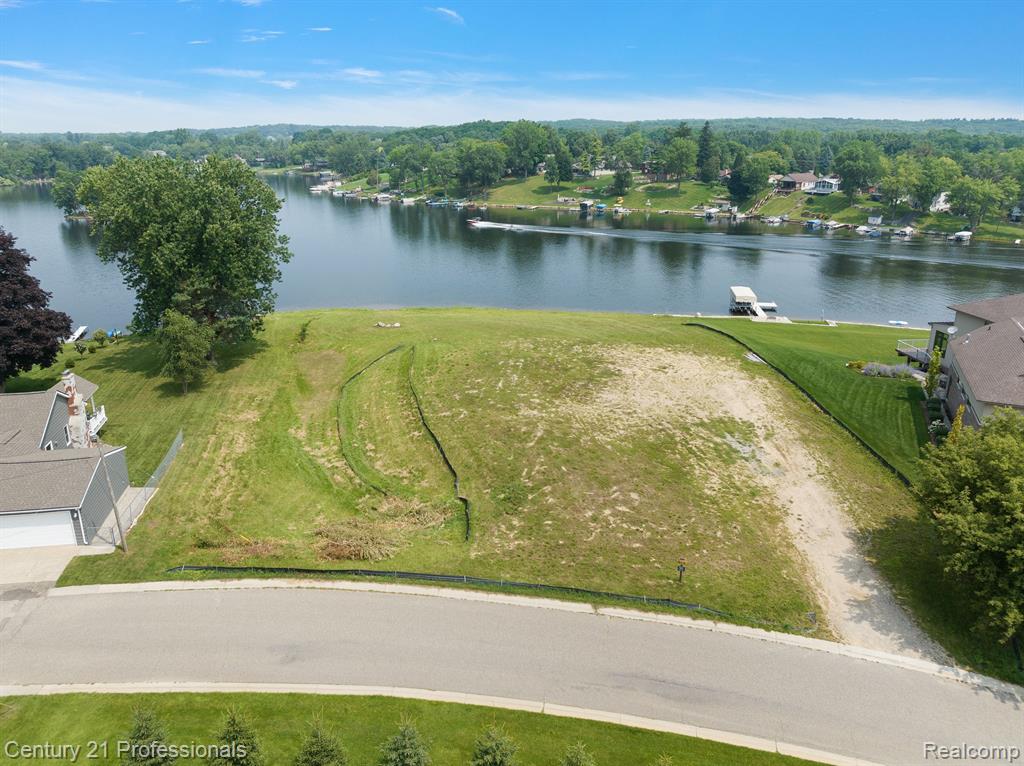 9986 KING Road, Davisburg, MI — Photo 4