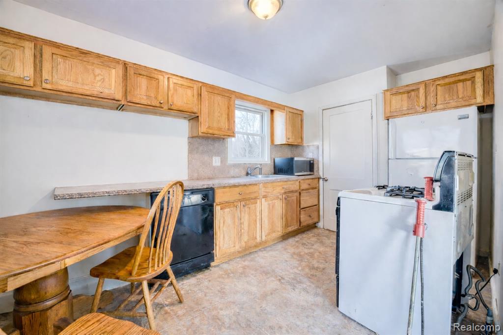 2209 Progress Avenue, Lincoln Park, MI 48146 — Photo 11