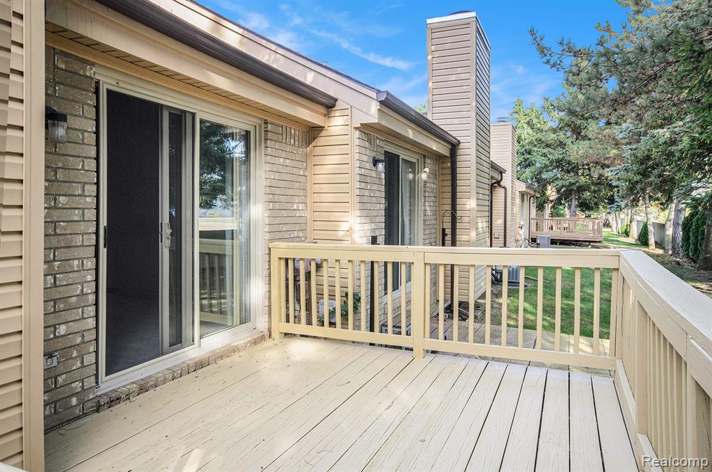 41395 Ambercrest Drive, Sterling Heights, MI 48314 — Photo 16