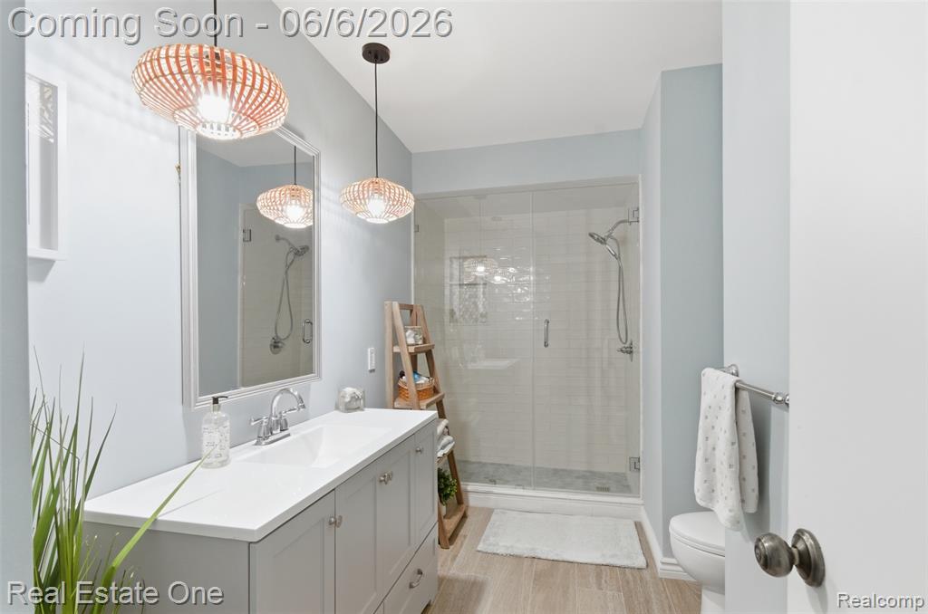 23910 Trailwood Court, 82, Bingham Farms, MI 48025 — Photo 37