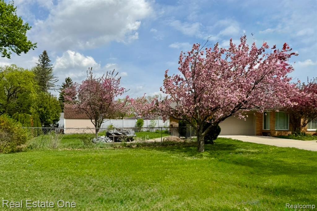 40936 Micol Drive, Plymouth, MI 48170 — Photo 59