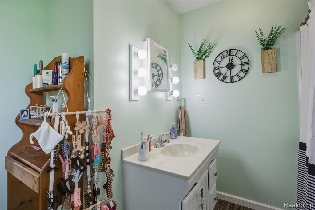 934 Cherry Street, Monroe, MI 48161 — Photo 20