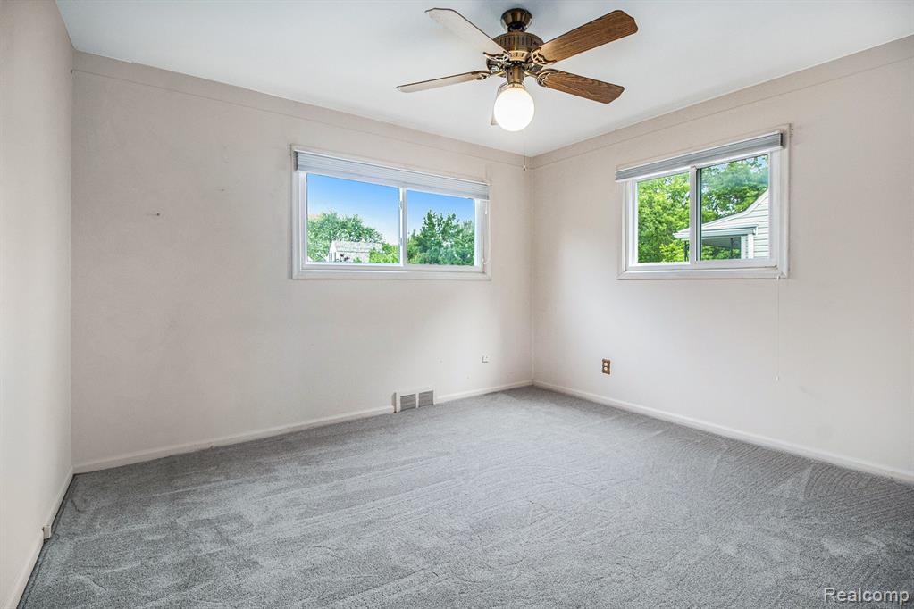 6950 Harrison Street, Garden City, MI — Photo 11