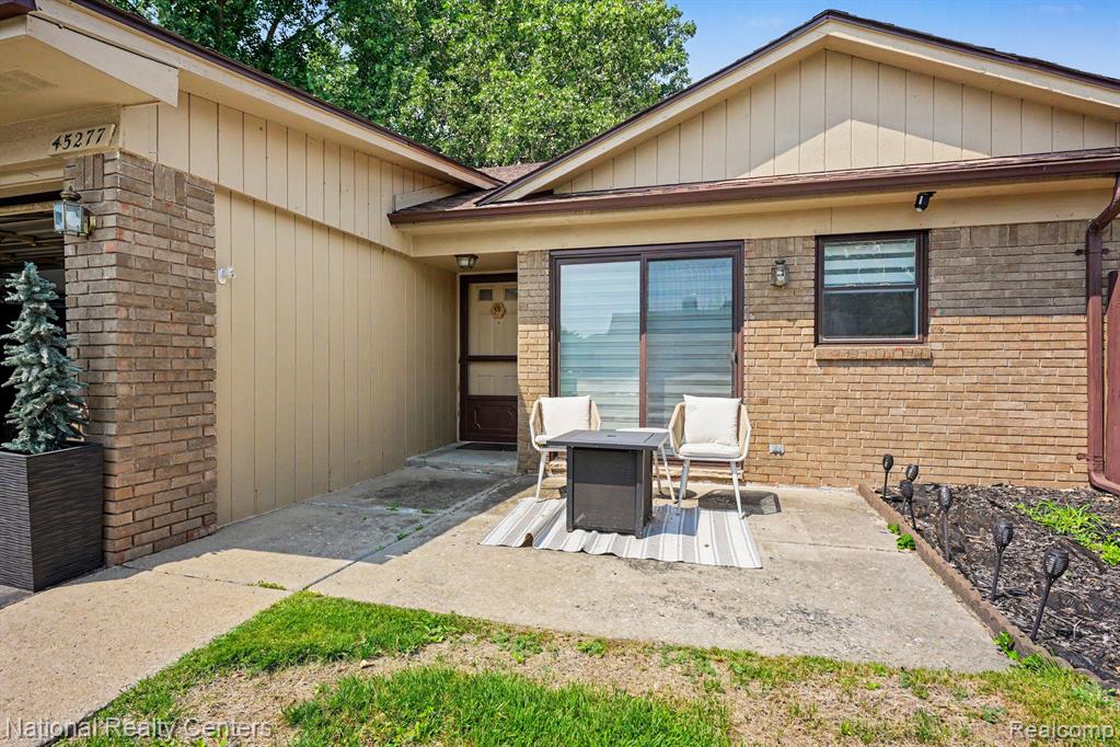 45277 Universal Court, Utica, MI 48317 — Photo 2