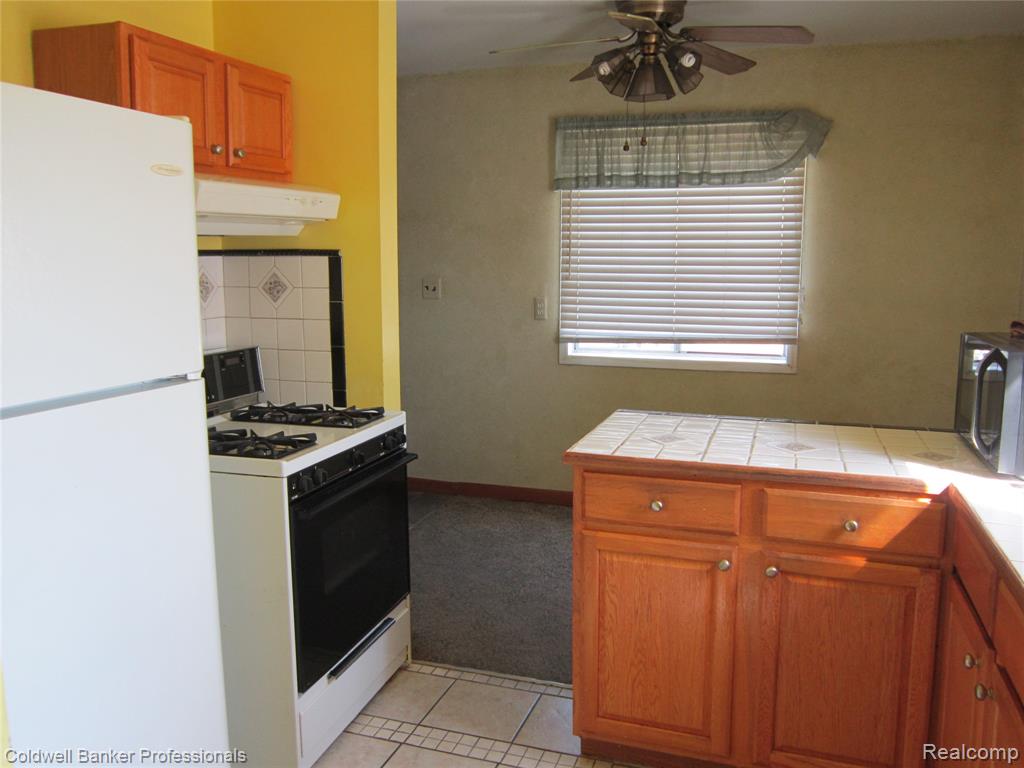 8278 Westpoint Street, Taylor, MI 48180 — Photo 6
