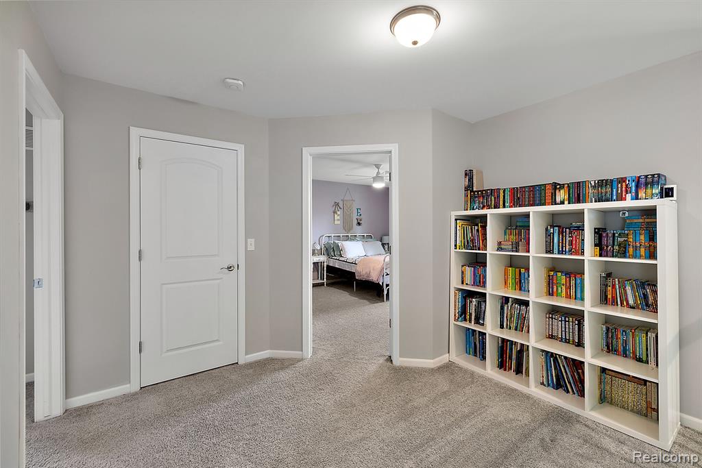 406 AMELIA Circle, South Lyon, MI 48178 — Photo 35