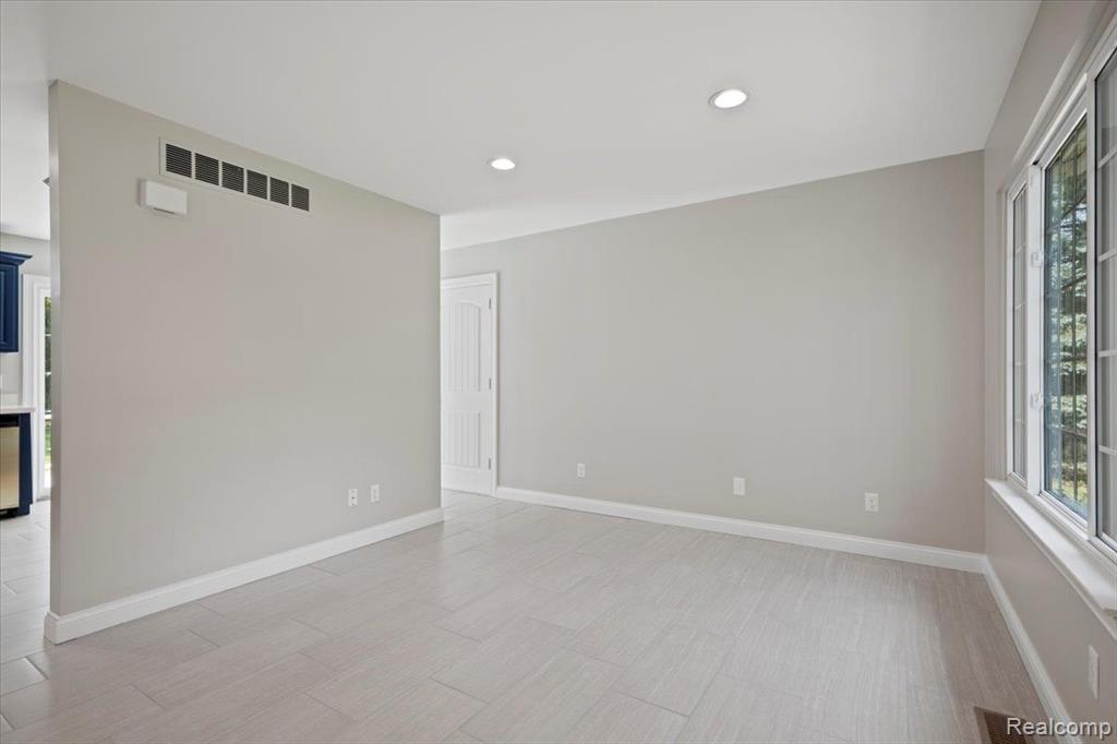 4525 CLINTONVILLE Road, Clarkston, MI — Photo 19