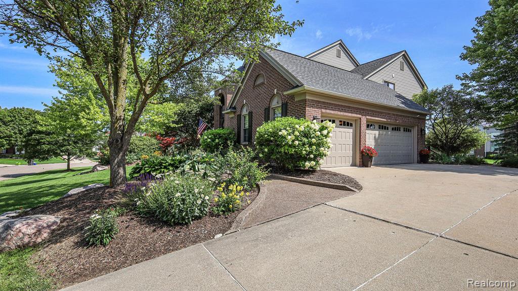 4153 HOLLY Lane, Rochester, MI 48306 — Photo 4