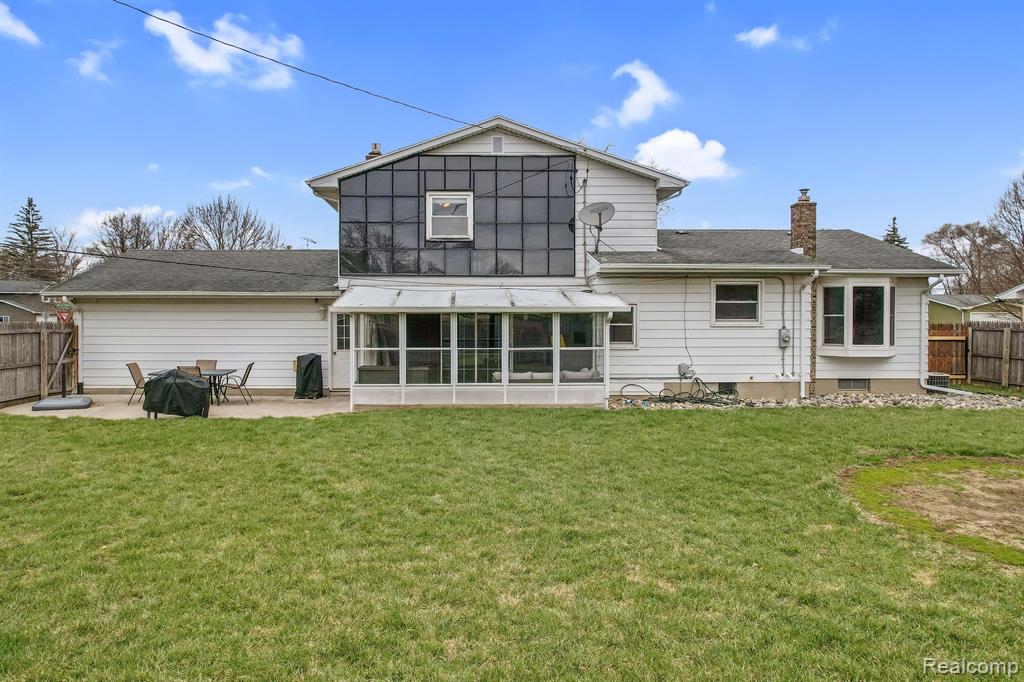 5065 Hyde Park Drive, Swartz Creek, MI 48473 — Photo 34
