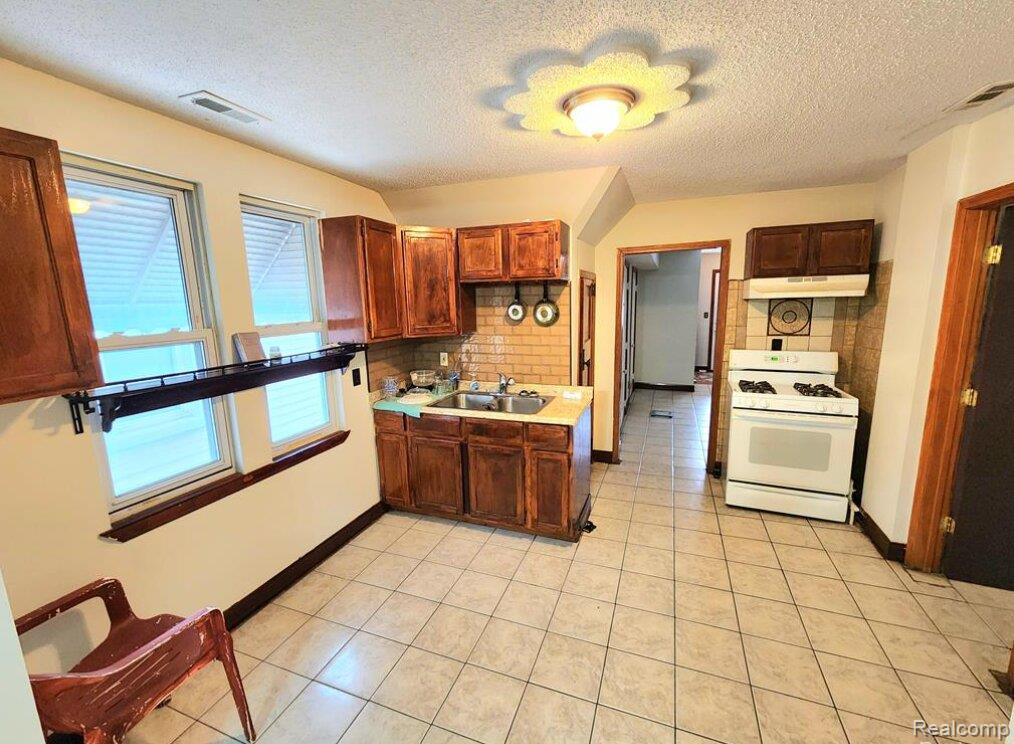 5827 Lumley Street, Detroit, MI 48210 — Photo 18