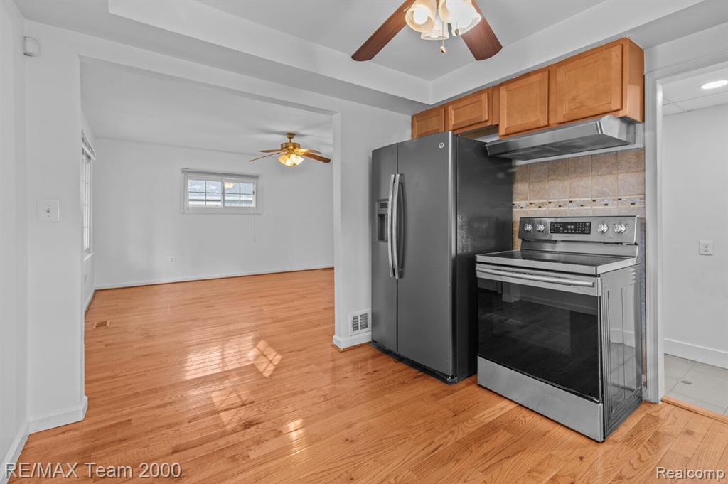 6363 McGuire Street, Taylor, MI 48180 — Photo 8