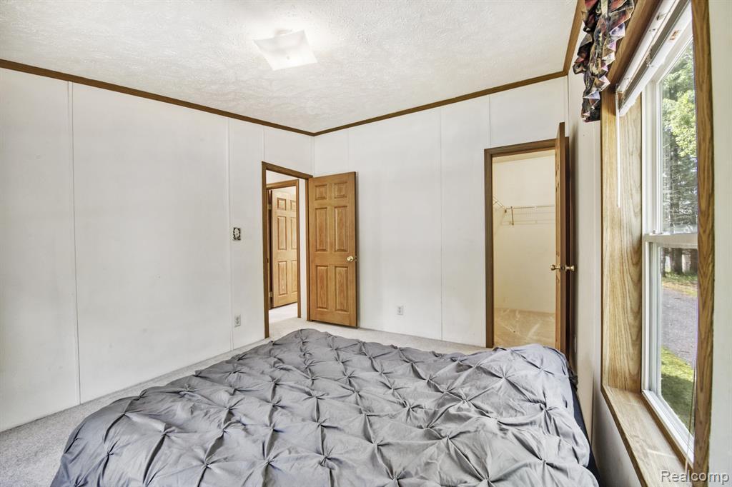 917 E HOADLEY Street, MI 49802 — Photo 26