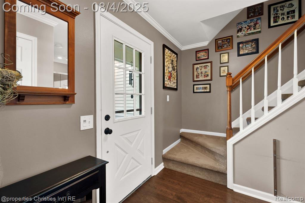 642 Whitney Drive, Rochester Hills, MI 48307 — Photo 5