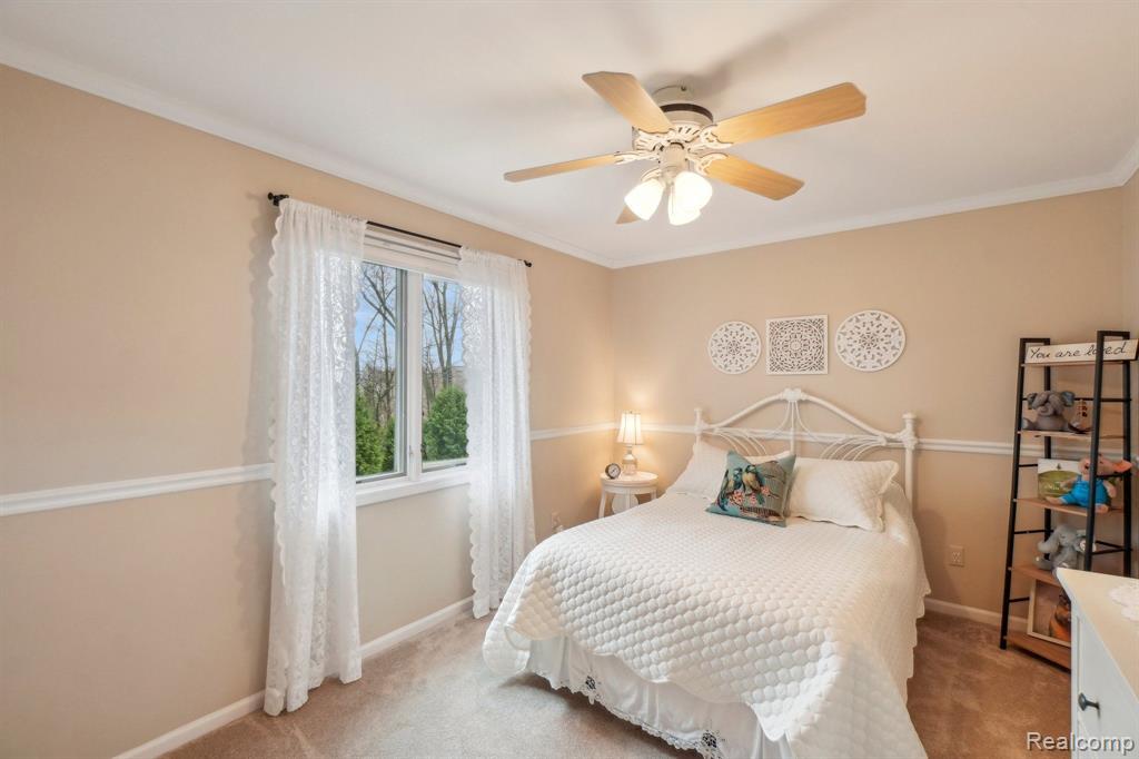 6847 HUBBARD Circle, Clarkston, MI 48348 — Photo 27