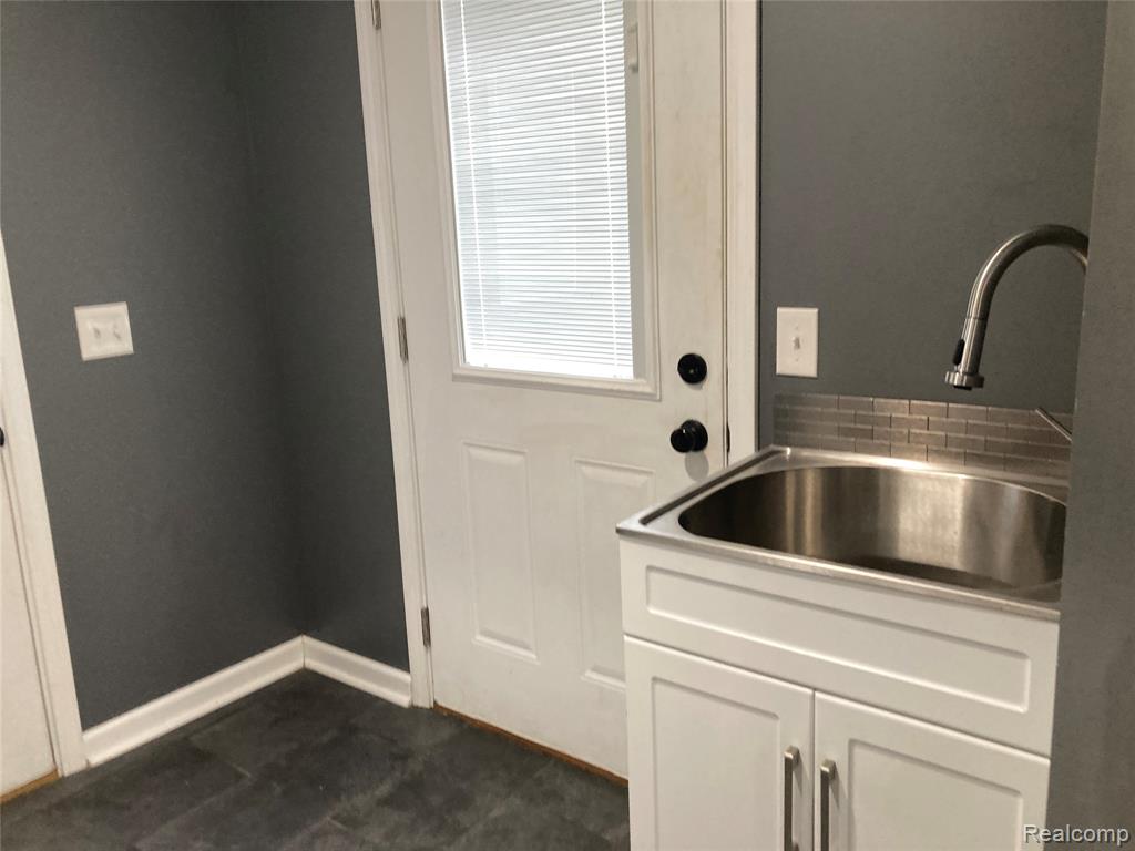 3784 Lippincott Lippincott Road, Lapeer, MI 48446 — Photo 13