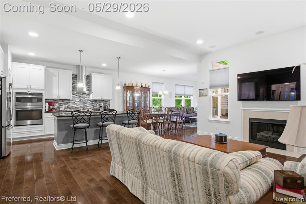 48968 Garden Lane, Canton, MI 48188 — Photo 16