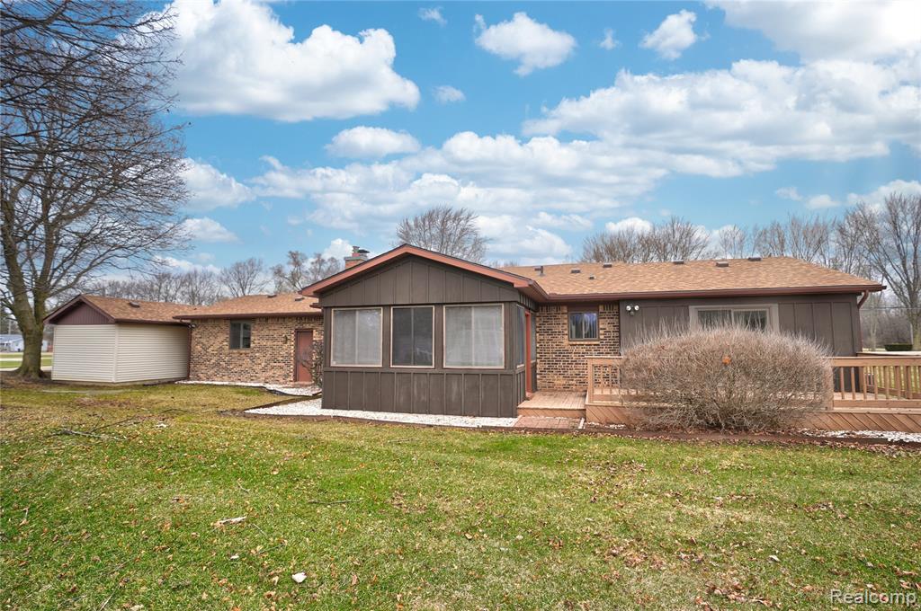 9080 E Lippincott Boulevard, Davison, MI 48423 — Photo 3