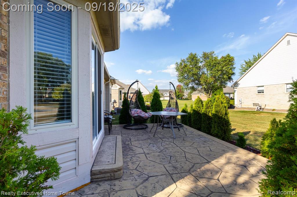 42294 Sable Boulevard, Sterling Heights, MI 48314 — Photo 45