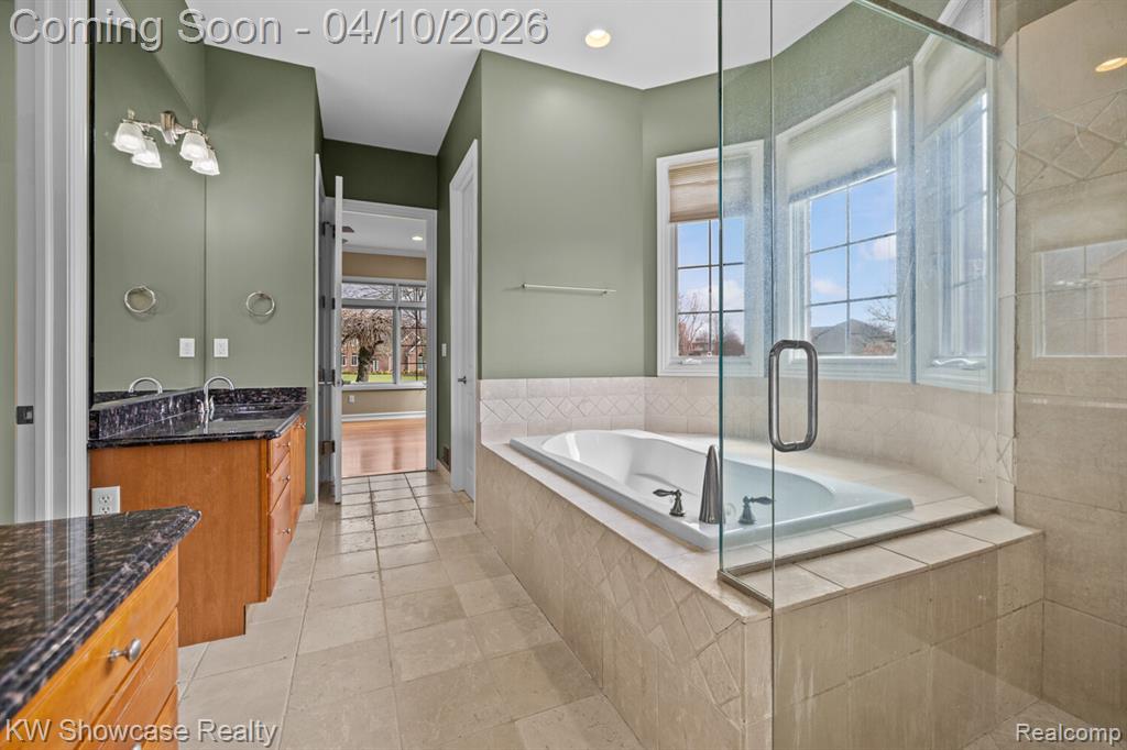 2901 Vero Drive, Highland, MI 48356 — Photo 35