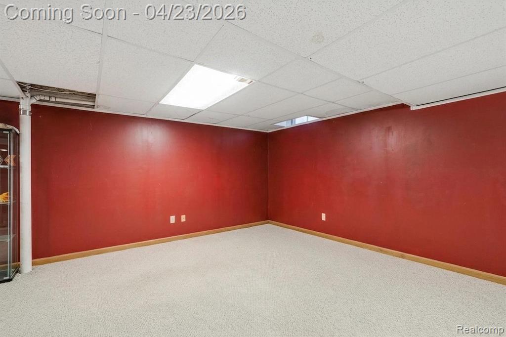 8114 Clay Court, Sterling Heights, MI 48313 — Photo 15