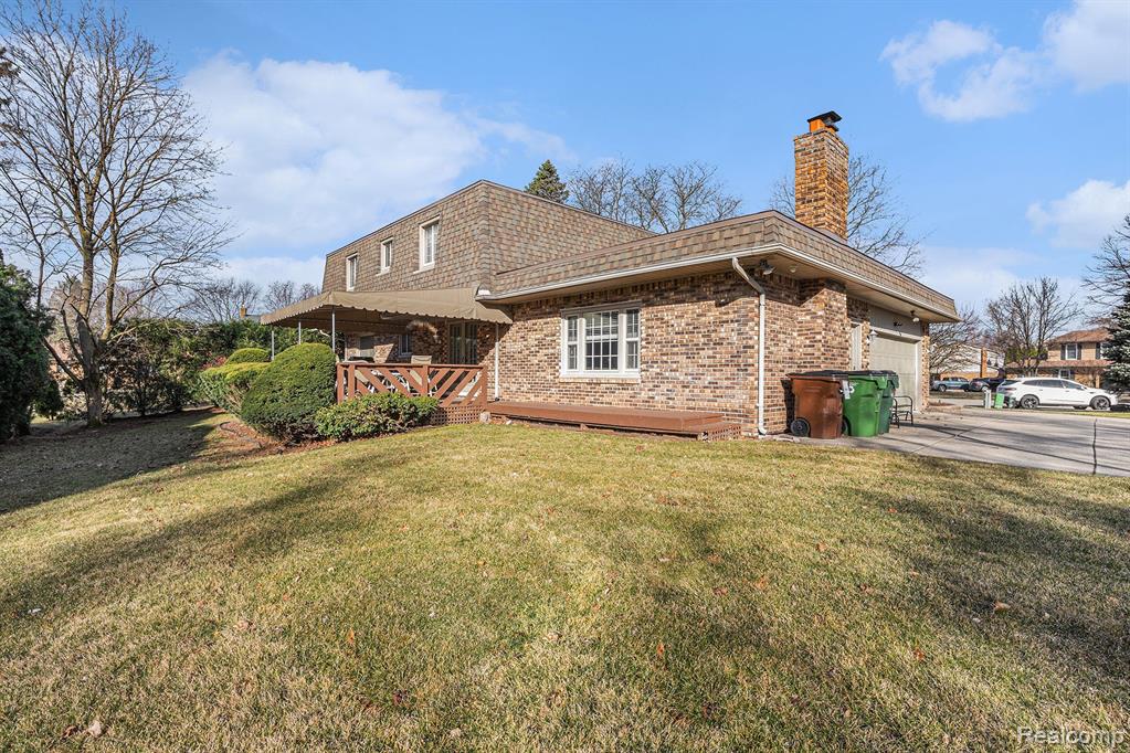 47212 Strahan Court, Shelby Twp, MI 48315 — Photo 36