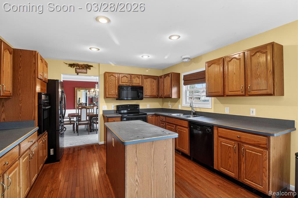 150 Bradley Street, Commerce Twp, MI 48382 — Photo 17