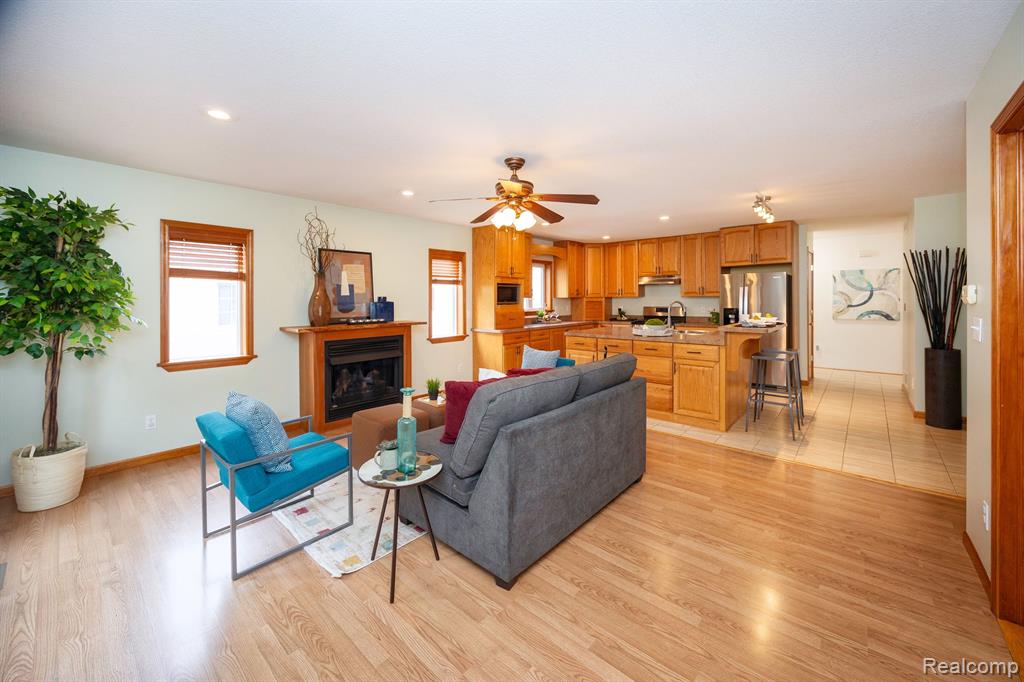 2540 SOUTHLAWN Street, Ypsilanti, MI 48197 — Photo 50