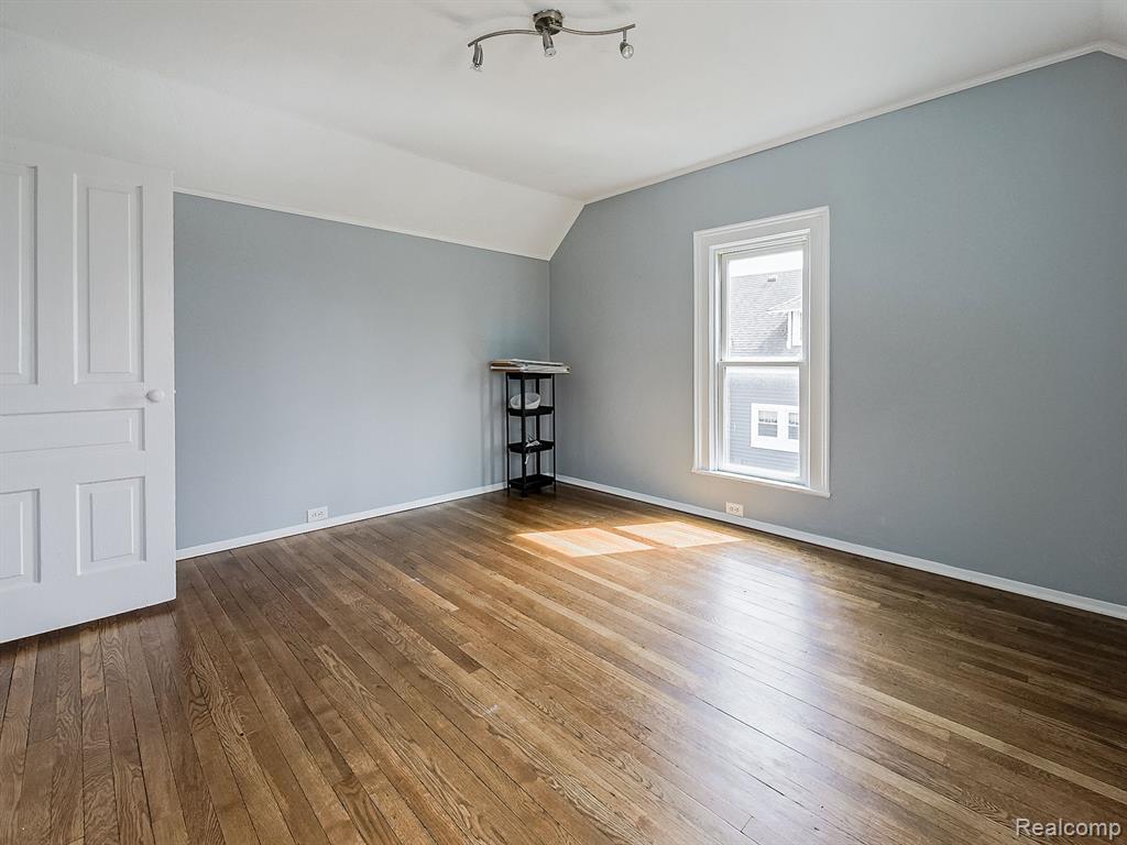 654 HICKORY unit 3 Street, Milford, MI 48381 — Photo 9