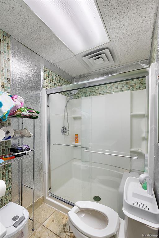 27241 SOUTHFIELD Road, Lathrup Village, MI 48076 — Photo 21