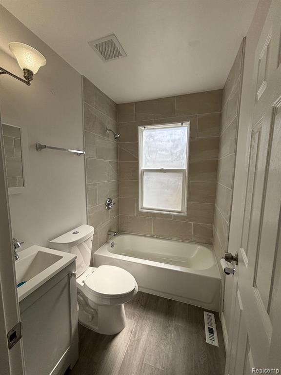 7012 CADILLAC Avenue, Warren, MI 48091 — Photo 10