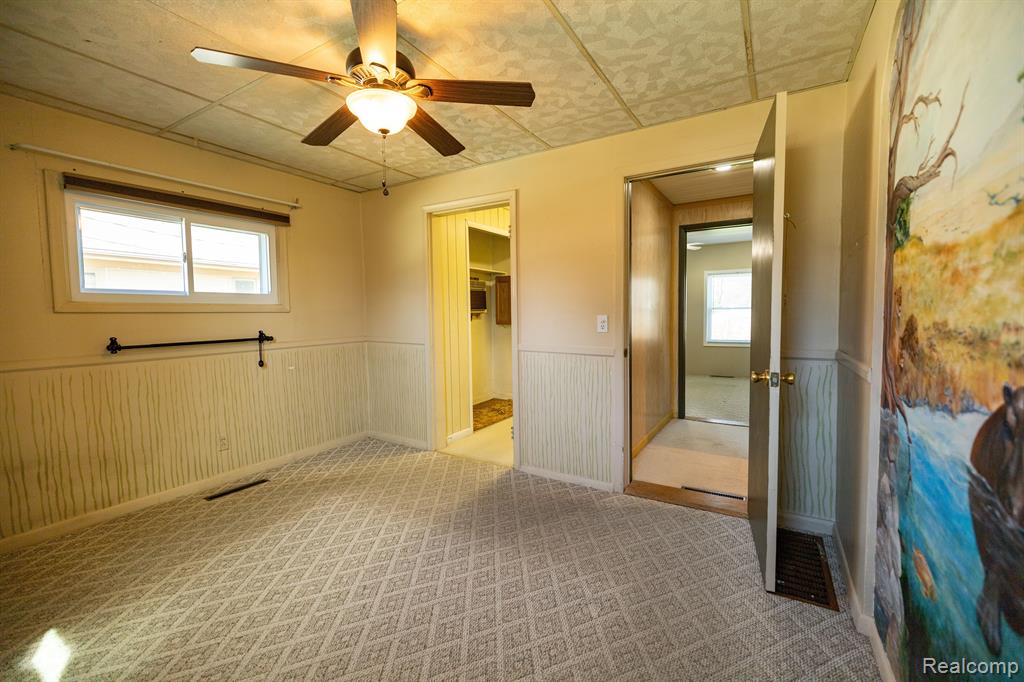9180 COOLEY LAKE Road, White Lake, MI — Photo 19