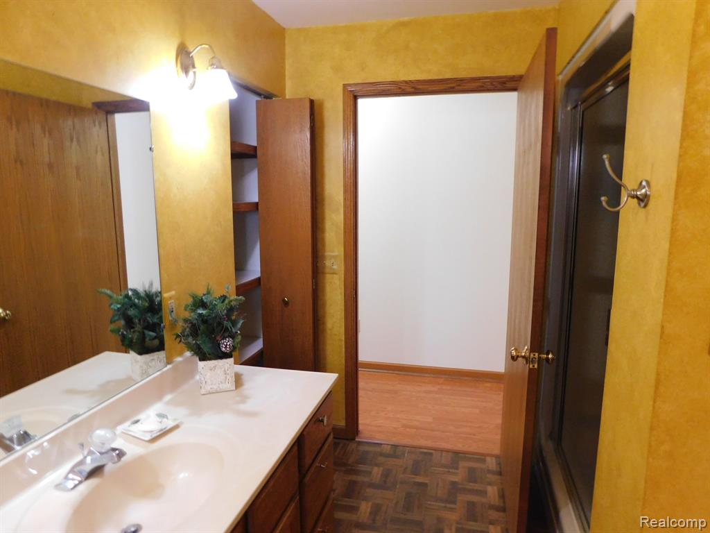 410 GOLF VIEW Drive, Sandusky, MI 48471 — Photo 28