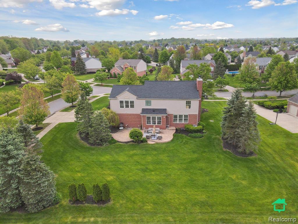 49110 MANHATTAN Circle, Canton, MI 48188 — Photo 37