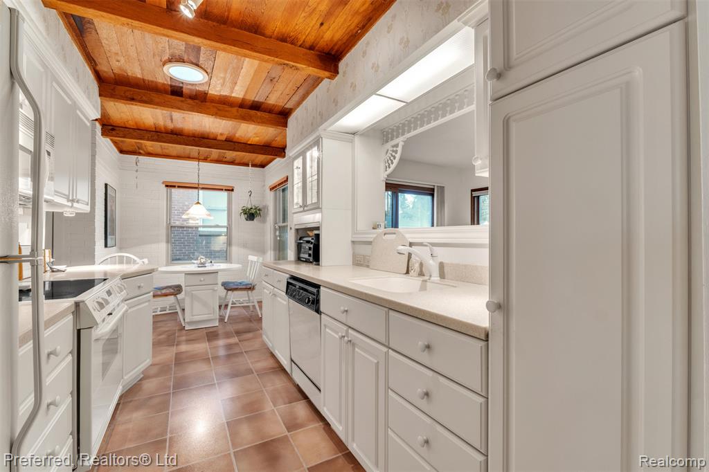 441 Highview Street, Dearborn, MI 48128 — Photo 26