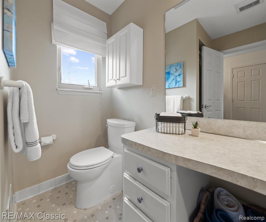 45597 HOLMES Drive, Canton, MI 48187 — Photo 52