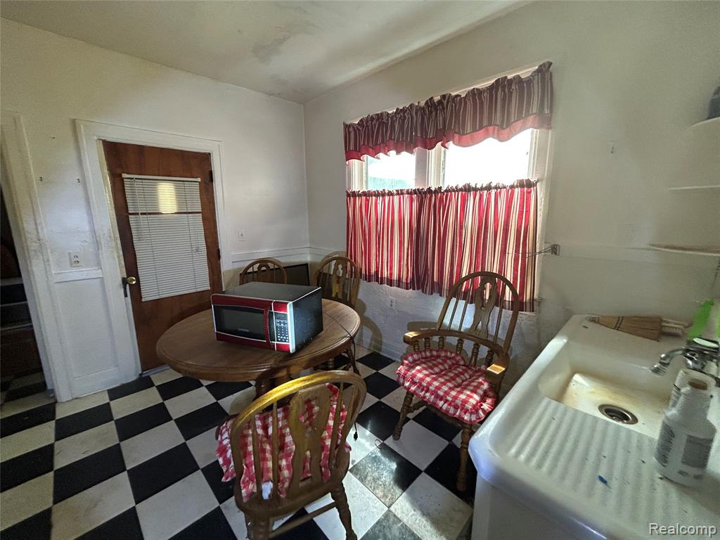 5050 Seminole Street, Detroit, MI 48213 — Photo 24