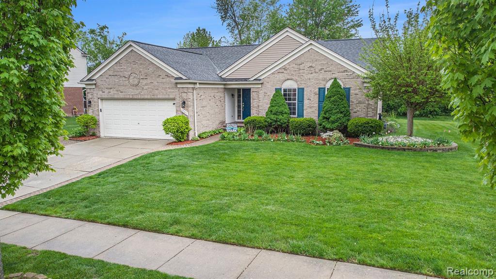 47291 FAIRLAWN Court, Canton, MI 48188 — Photo 4