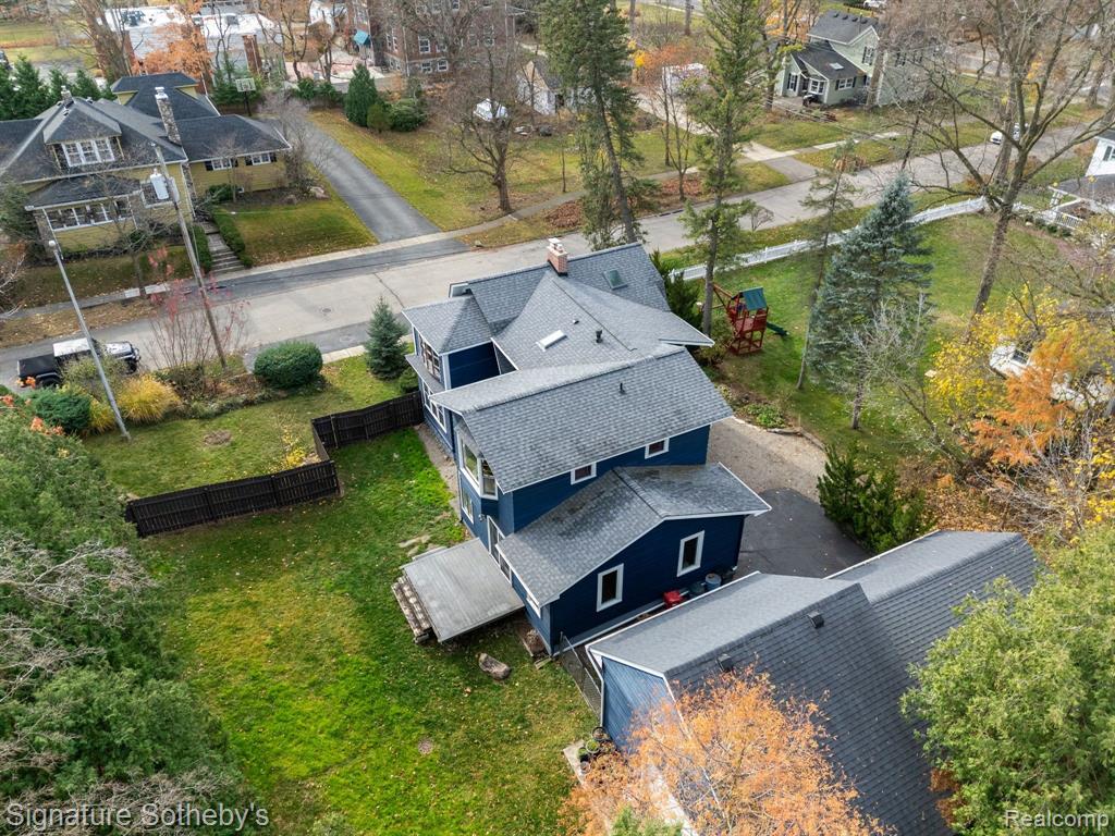 7 ROBERTSON Court, Clarkston, MI — Photo 49