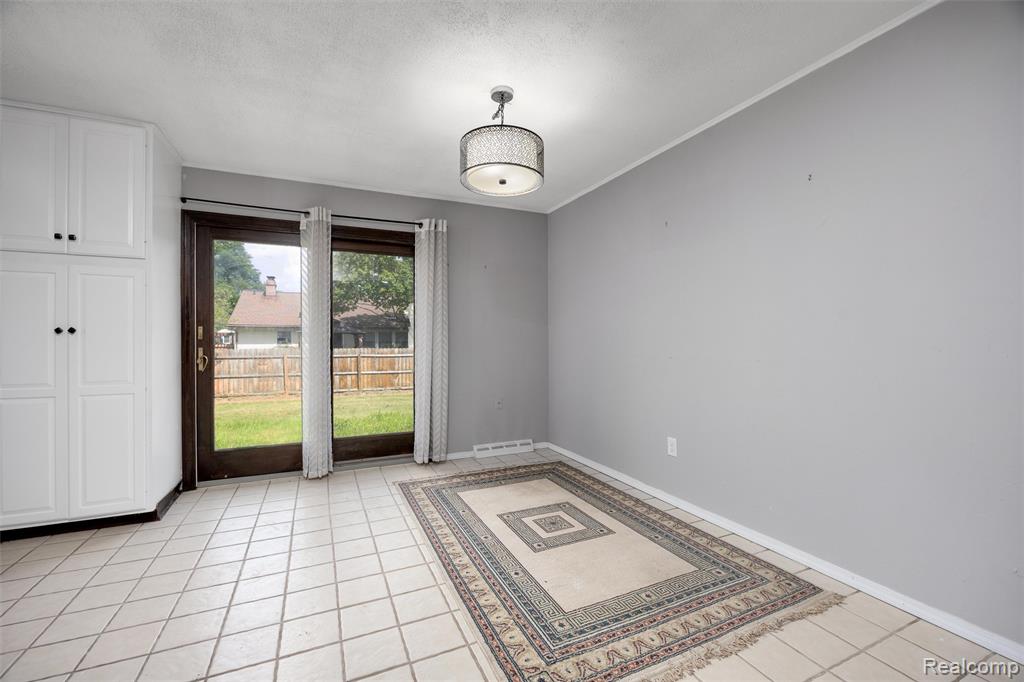 4942 Butler Drive, Troy, MI 48085 — Photo 7