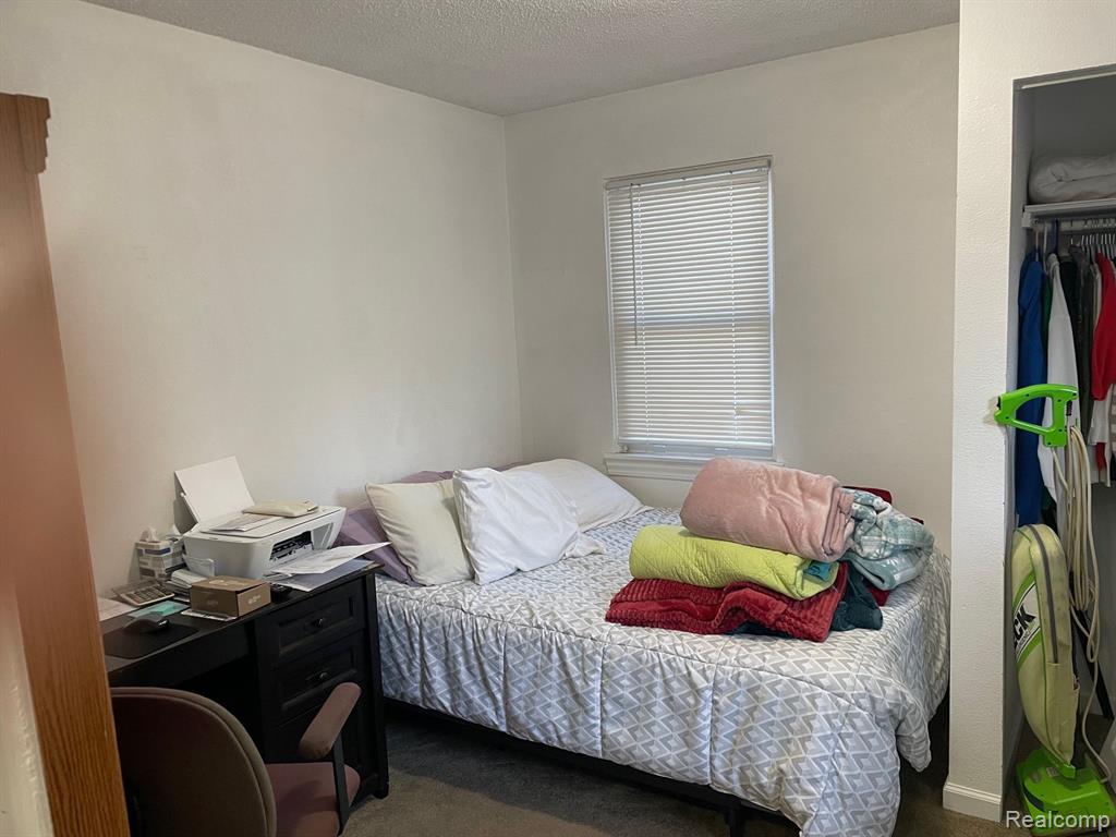 8439 Harding Street, Center Line, MI 48015 — Photo 10