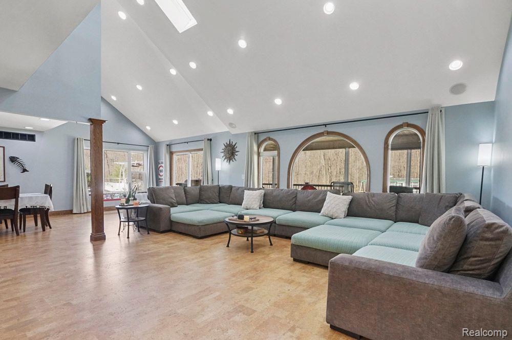 6184 SHORT CUT Road, Cottrellville, MI — Photo 9