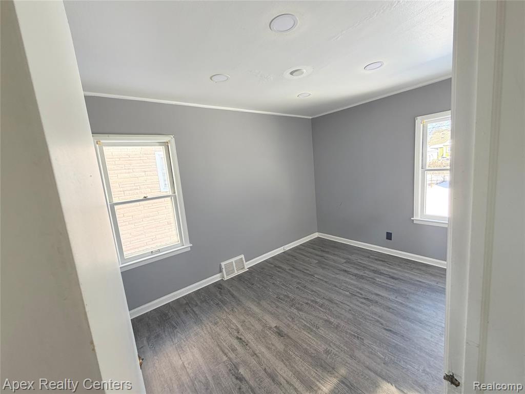 7232 Dolphin, Redford, MI 48239 — Photo 19