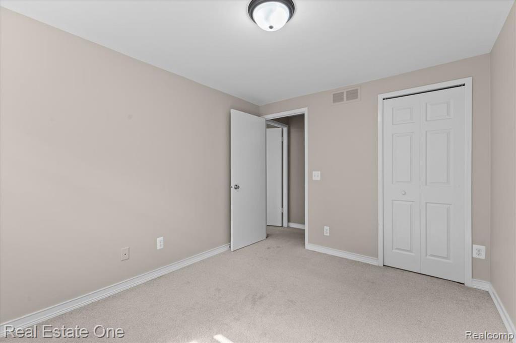 19848 Irongate Court, Northville, MI 48167 — Photo 21