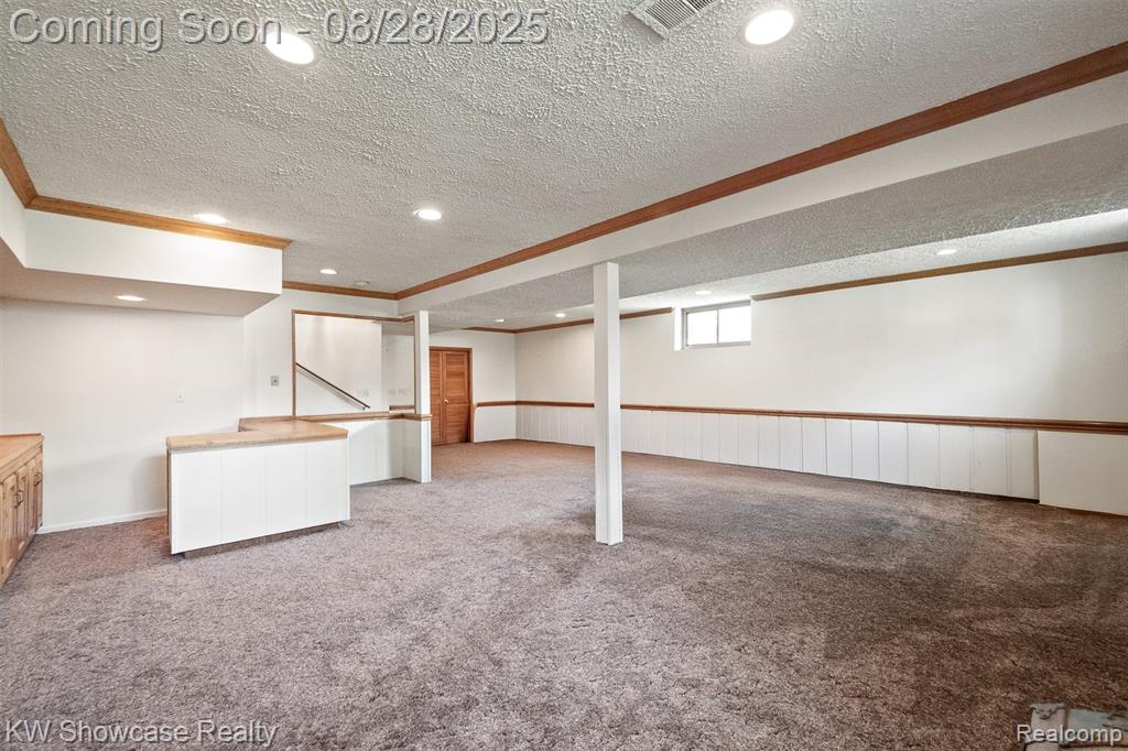 48150 Lake Valley Drive, Shelby Twp, MI 48317 — Photo 31