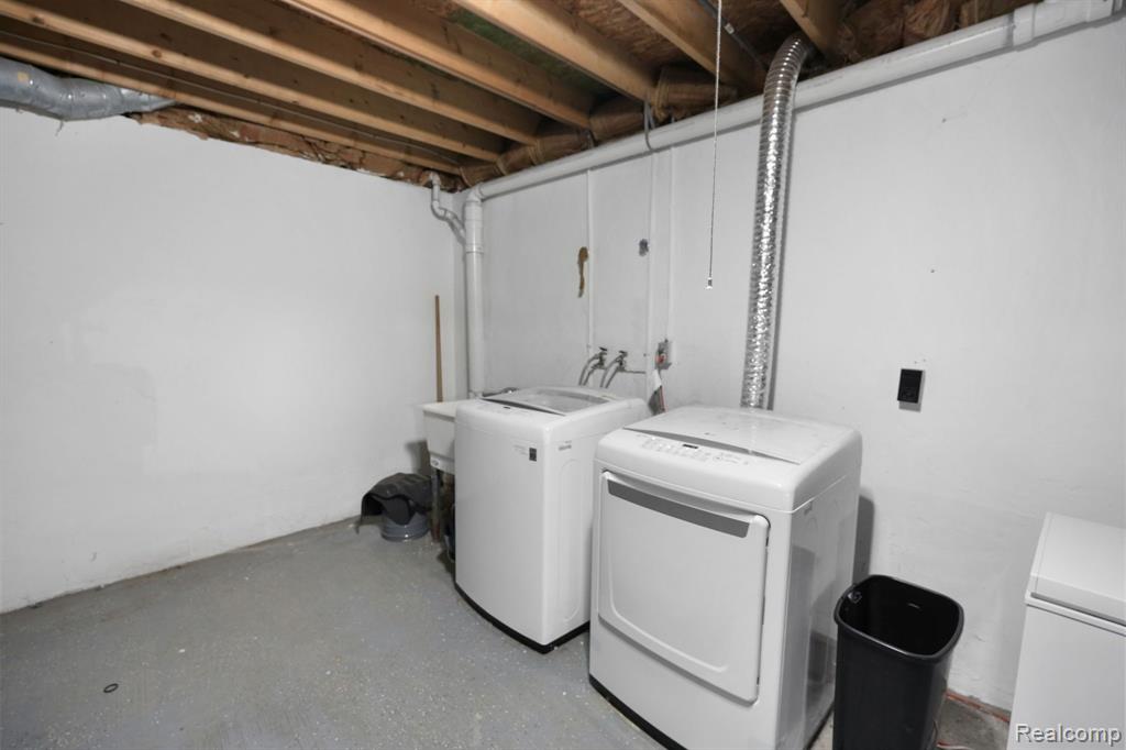 5983 MCGUIRE Street, Taylor, MI 48180 — Photo 16