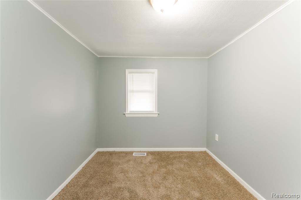 4901 Cornell Street, Dearborn Heights, MI 48125 — Photo 15